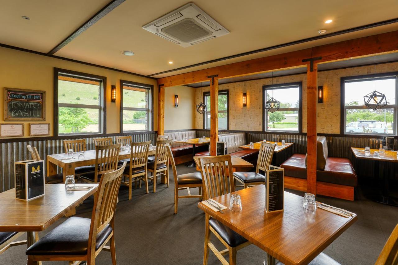 Marsden Lake Resort Central Otago Cromwell Exterior photo Interior of a restaurant in Japan